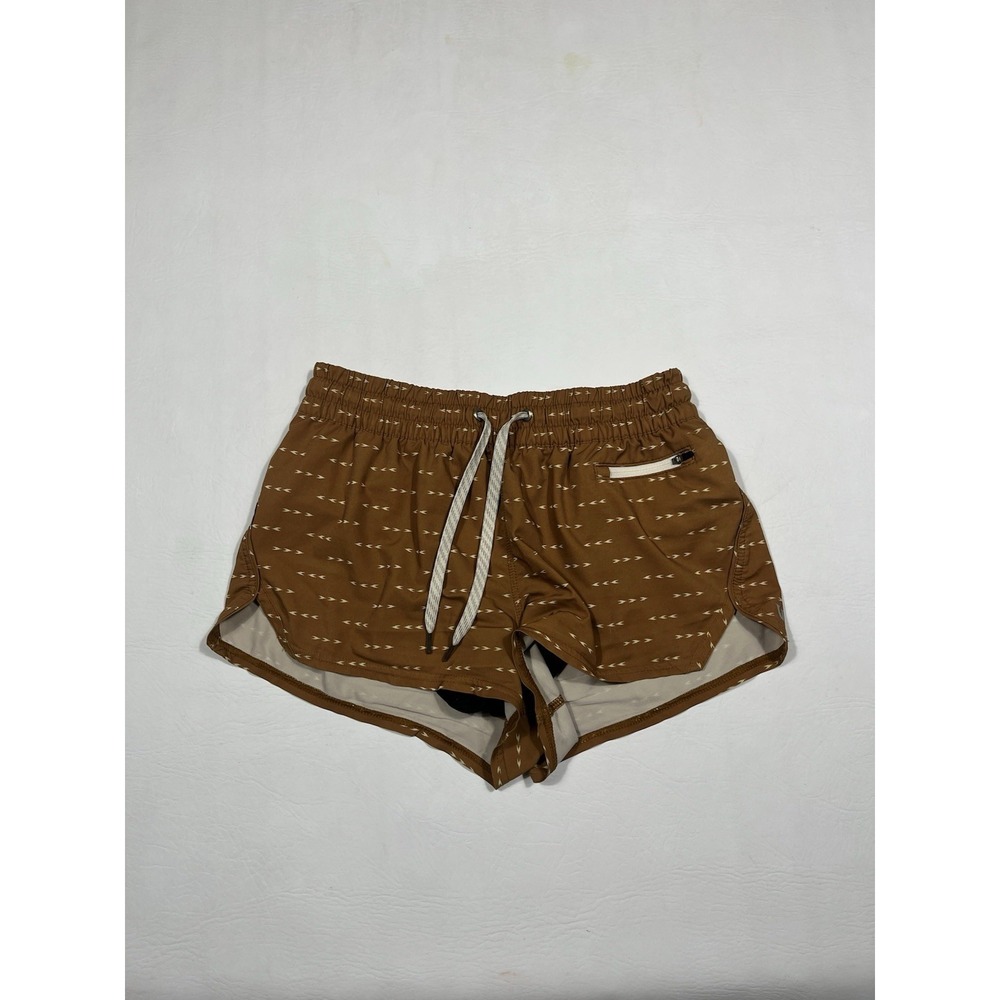 Vuori Clementine 2" Shorts Womens Small Turmeric Arrows Athletic Athleisure